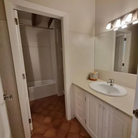 Didi House - Charming In Downtown Holiday home