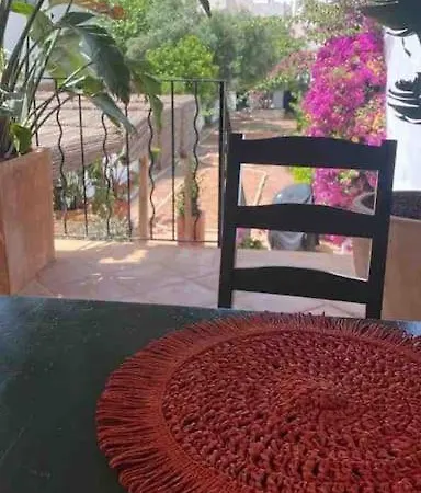 Didi House - Charming In Downtown