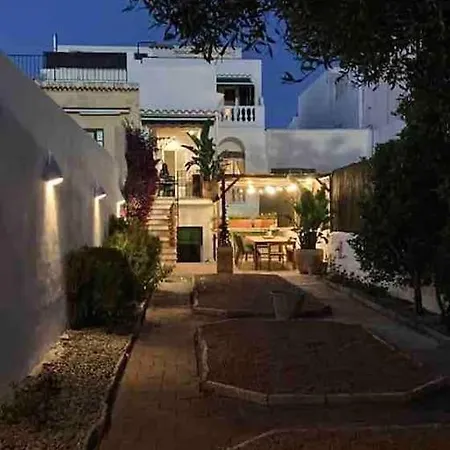 Didi House - Charming In Downtown