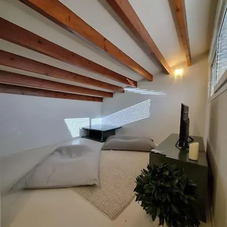 Didi House - Charming In Downtown Vakantiehuis Mahón