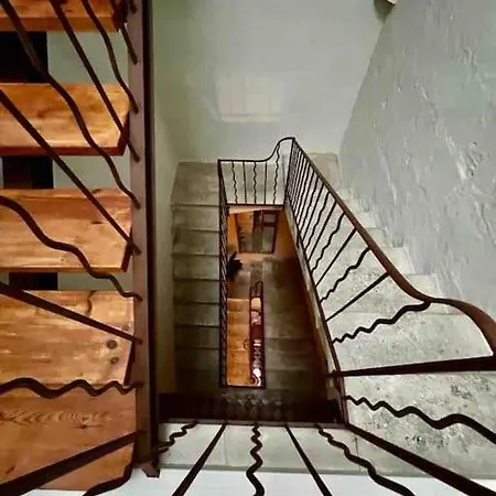 Didi House - Charming In Downtown Vakantiehuis *